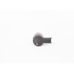 Common Rail System Pressure Control Valve BOSCH 0281006032 for FIAT &more..