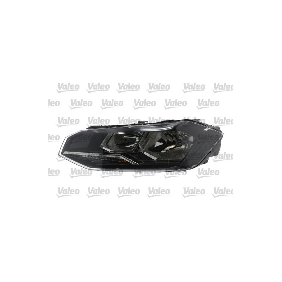 Buy Headlight VALEO 450492 for VW POLO 2G1941005