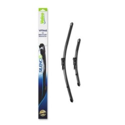 Buy Wiper Blade VALEO 577946 for NISSAN JUKE 28890-BA62C