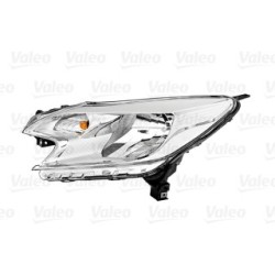 Buy Headlight VALEO 045210 for NISSAN NOTE 26060-3VV0A