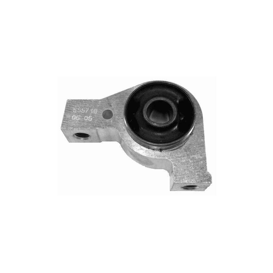 Control Trailing Arm Mounting LEMFORDER 2889601