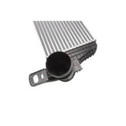 Intercooler BOGAP A4220109 for VW OE 7E0145804A