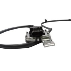 Urea Injection Nox Sensor BOGAP A6119479 for AUDI Q5 OE 8R0907807