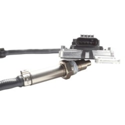 Urea Injection Nox Sensor BOGAP A6119521 for AUDI A5, A4 OE 8K0907807G