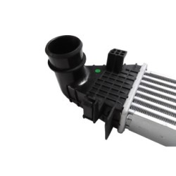 Intercooler BOGAP C4220101 for MERCEDES C-CLASS, E-CLASS OE 2045000500