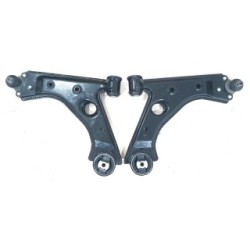 Front Pair L+R Lower Outer Control Arms for Vauxhall Corsa D E Adam 05-19