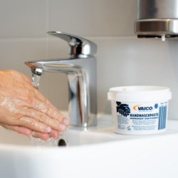 VAICO Hand Cleaners V60-1000