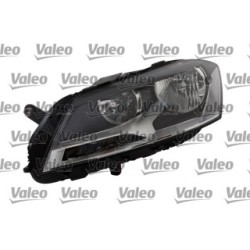 Headlight VALEO 044504 for VW PASSAT OE 3AC941006