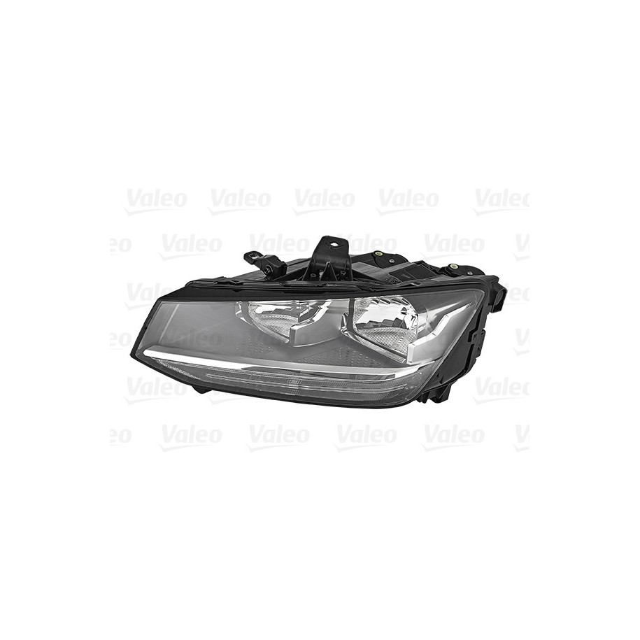 Headlight VALEO 046838 for AUDI Q2 OE 81A941003A