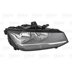 Headlight VALEO 046839 for AUDI Q2 OE 81A941004A