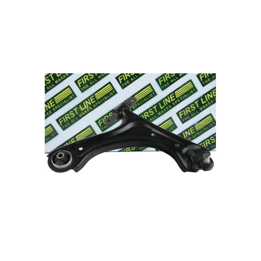 Control Trailing Arm FIRST LINE FCA8039 for HYUNDAI TUCSON