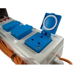 3 Way Mobile Mains Power Unit - 230V MAYPOLE MP3765 (Electric Hook Up)